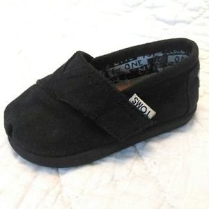Baby Toms Size T4